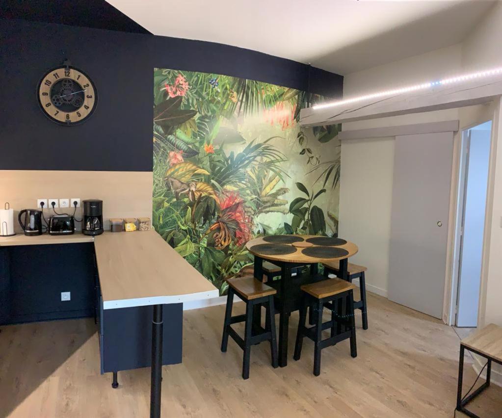 Latypique Family Appartement Bourges